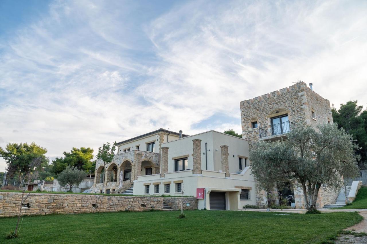 Villa Kalamos / Sea View And Pool Nearby Athens Exterior photo