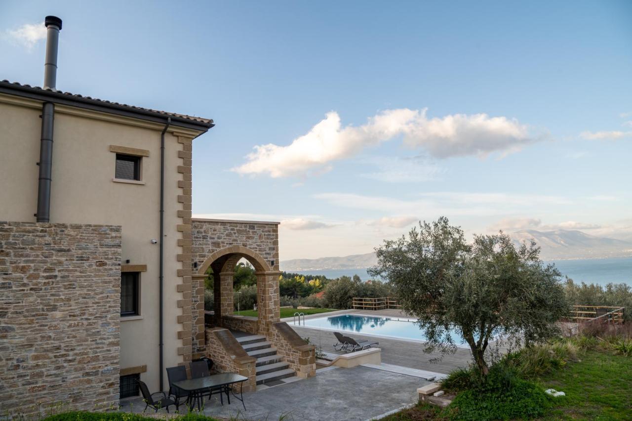 Villa Kalamos / Sea View And Pool Nearby Athens Exterior photo